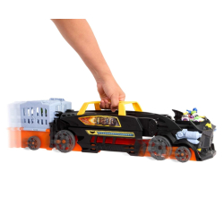Hot Wheels HXN21 Transporter Batman